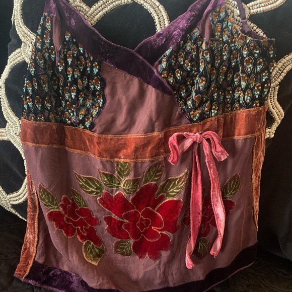 Etcetera Tank/Cami - Picture 3 of 3